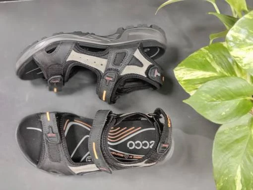 Ecco 069564 Musta Sporttisandaali - Image 2