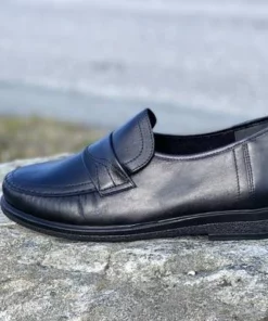 Klaani Musta Mokkasiini