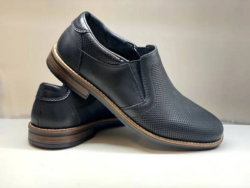 Rieker 13571-00 Musta Loafer