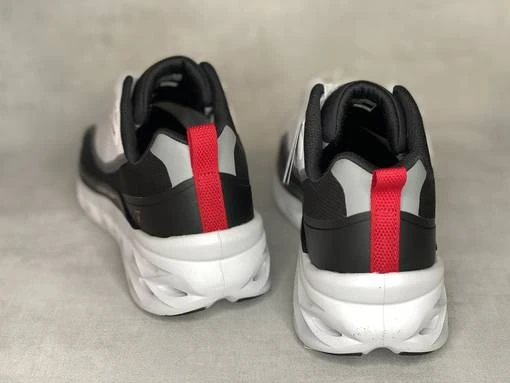 Skechers 232636 Glide-Step Swift - Image 4